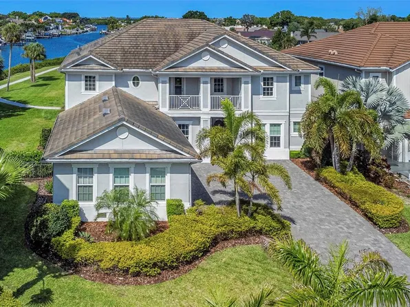 4028 Rocky Shores Dr, Tampa, FL 33634