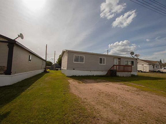 2nd image of 4920 NE 50th St