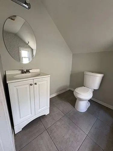 152-154 Mapes Ave #3 Photo 1 152-154 Mapes Ave #3 Photo 1