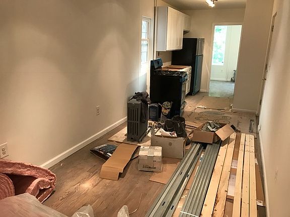2nd image of 182 Meserole St #2LKB