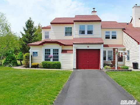 2nd image of 9 Yorktown Ct