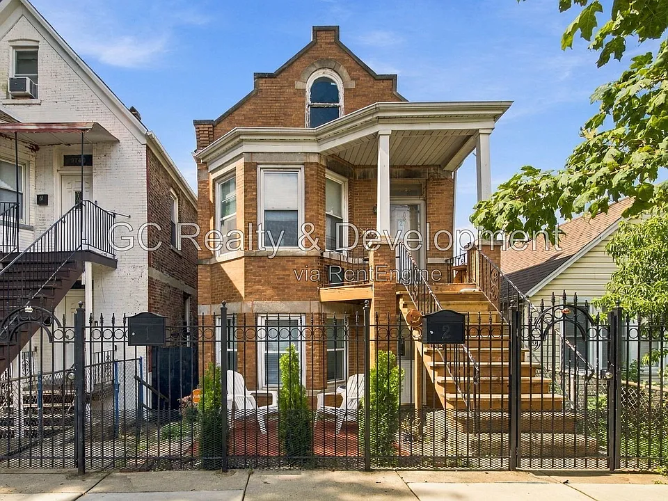 3738 S Hermitage Ave #1