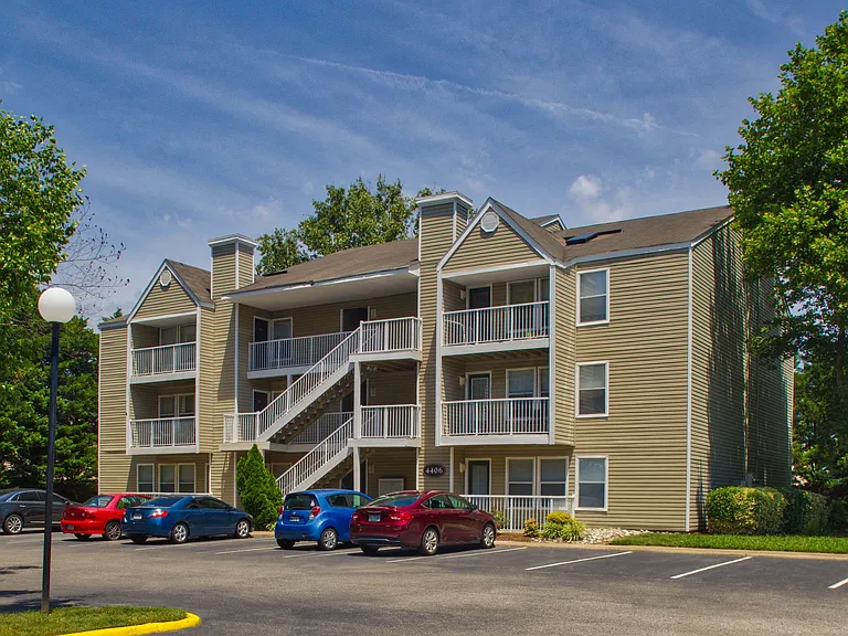 Ashbrook Apartments — Photo 7