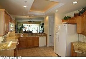 3rd image of 4750 Yacht Harbor Dr APT 721