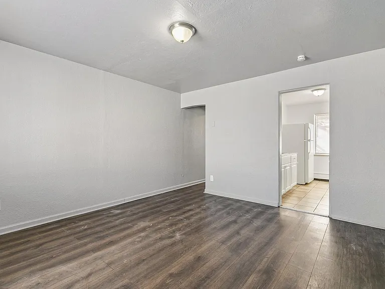 1467 Joliet St #5 — Photo 27
