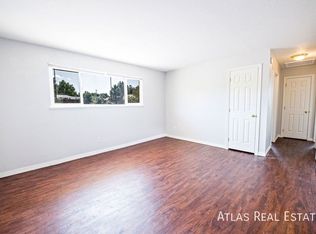 950 Bishop Ct APT B, Castle Rock, CO 80104