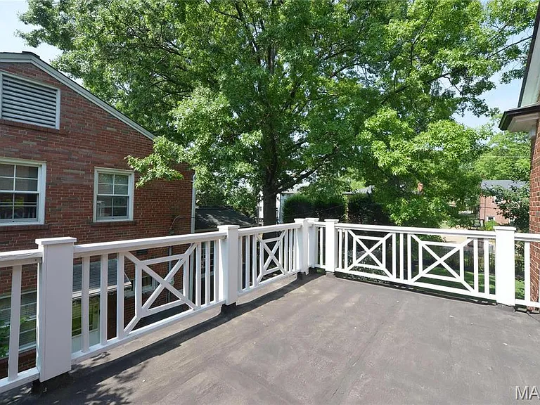 937 S Bemiston Ave — Photo 30