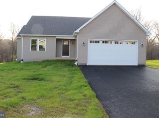 45 Blarney Ln, Conowingo, MD 21918