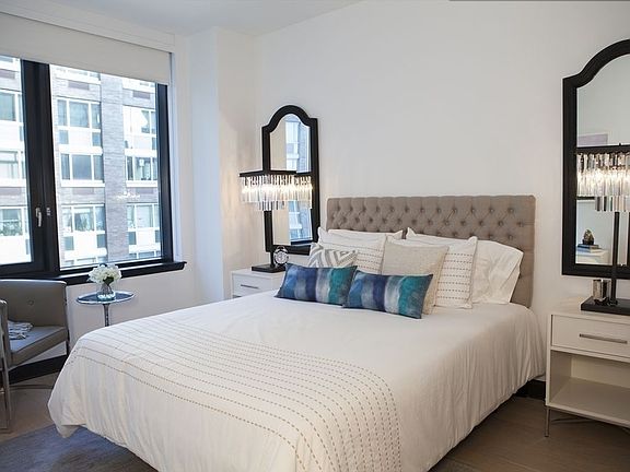 3rd image of 21 W End Ave APT 1219