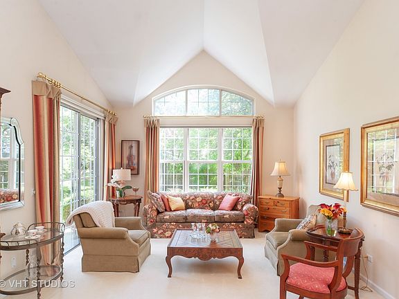 4th image of 3055 Lexington Ln #15R41