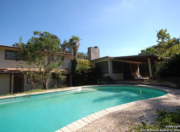 2nd image of 4239 Havenview Ln