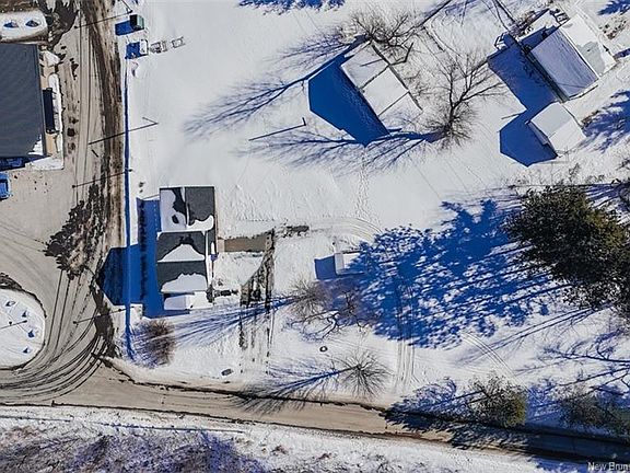 5th image of 7 Grafton Shore Rd