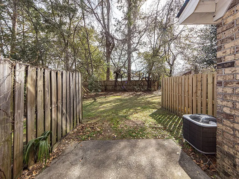 1305 Mathis Ferry Rd — Photo 25