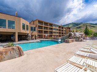322 W Woodin Ave #204, Chelan, WA