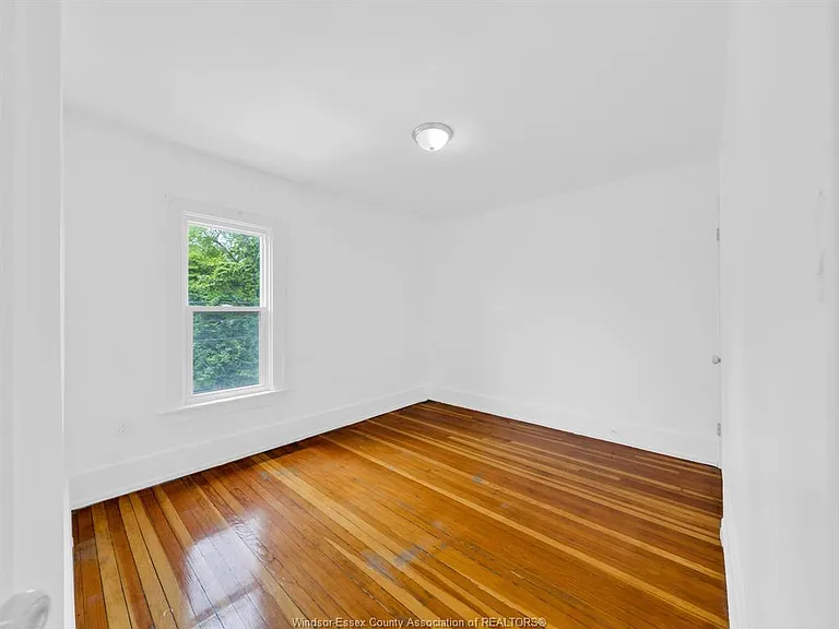 973 Pelissier St — Photo 11