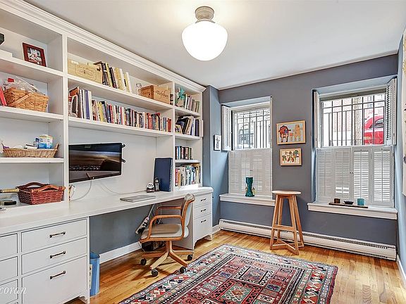 5th image of 33 W 93rd St Unit 1D