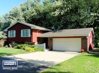 1145 Lasalle Dr, Somonauk, IL 60552