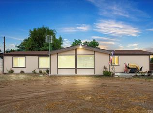 18852 Woodcrest Ln, Riverside, CA 92508