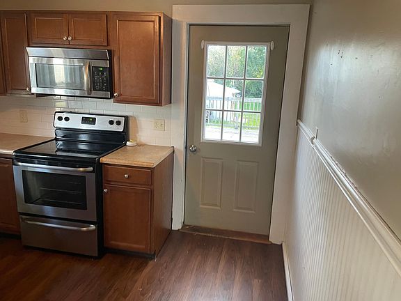 4th image of 1412 Wuchter St