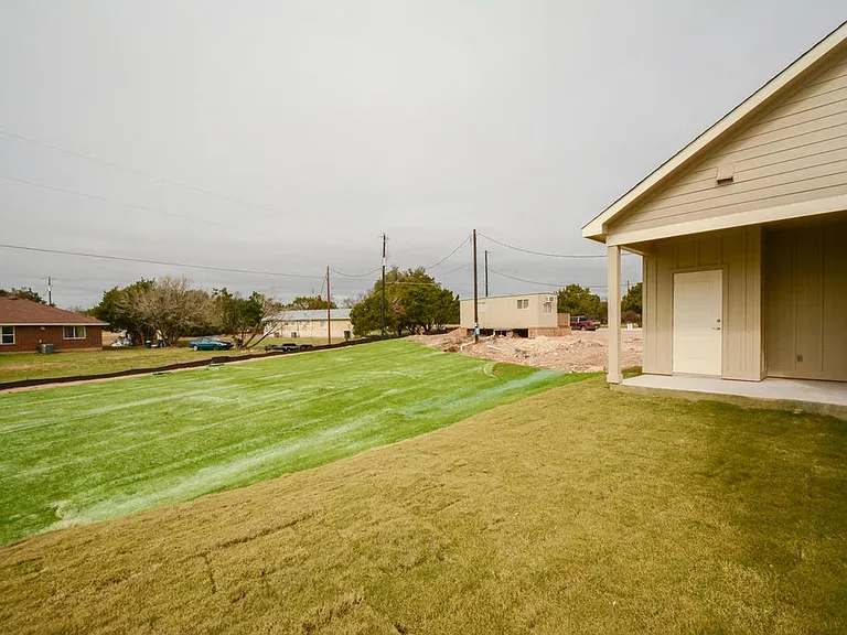 240 Rose Dr — Photo 29