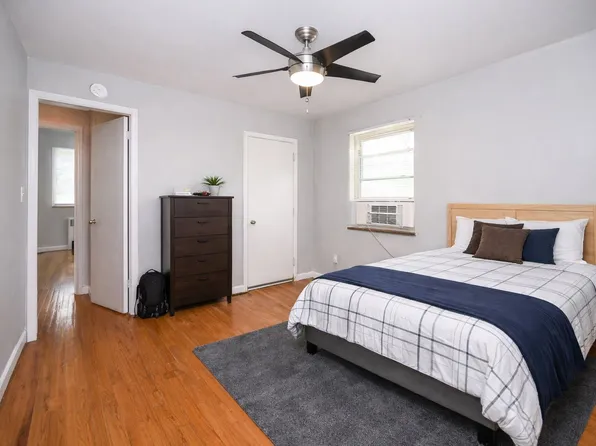 203 Loraine Ave APT 4, Cincinnati, OH 45220