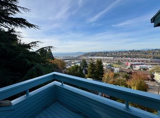 2103 11th Ave W #C, Seattle, WA 98119