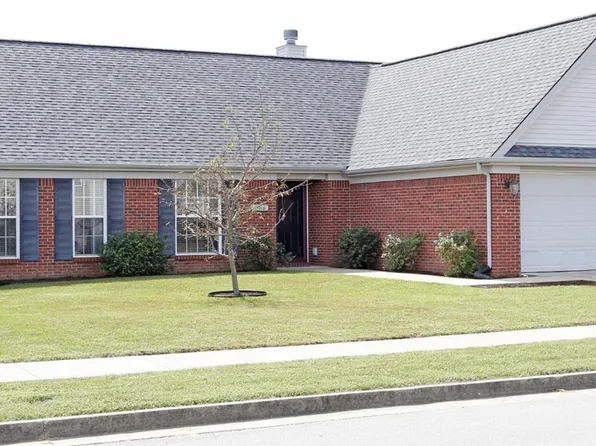 116 Kensington Pl, Nicholasville, KY 40356