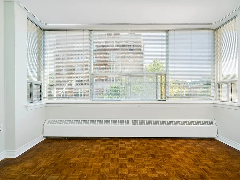 160 Balmoral Ave #1 — Photo 16