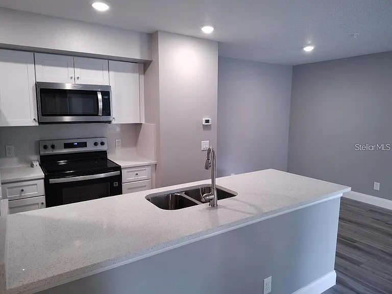3024 Parkway Blvd #106 — Photo 4
