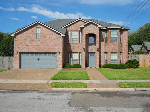 202 Augusta Dr, Portland, TX 78374