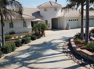 14100 Rock Pl, Riverside, CA 92503