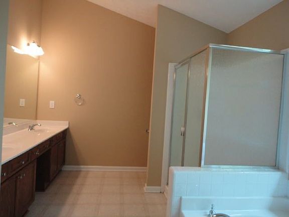 5th image of 245 Dunagan Dr