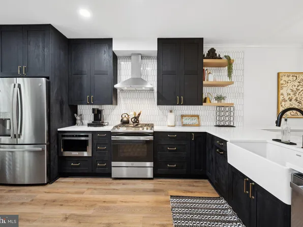 1516 N Colonial Ter, Arlington, VA 22209