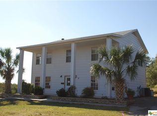 330 Summer Mountain Dr, San Marcos, TX 78666