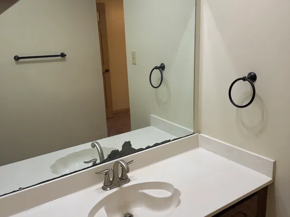 7051 Perkins Place Ct, Baton Rouge, LA