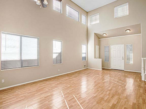 5th image of 1063 Sunbeam Ln