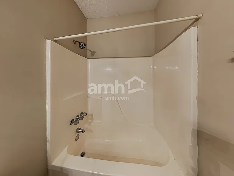753 Country Lake Ct — Photo 20