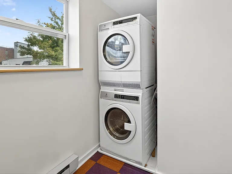 321 N Fulton St #1 — Photo 11
