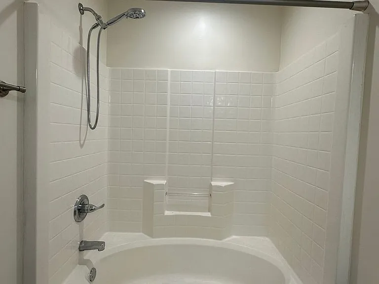 1437 Day Lily Dr — Photo 22