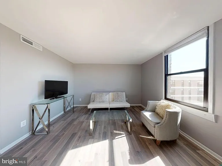 4600 Duke St #1624 — Photo 12