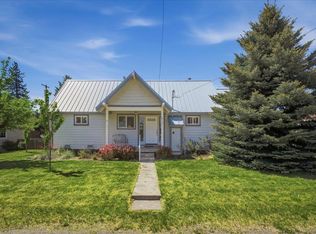 417 Broadway Ave, McCloud, CA 96057