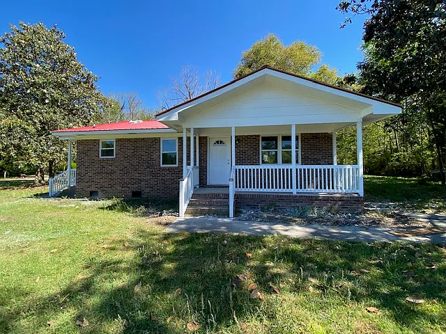 1256 Kings Hwy — Photo 3