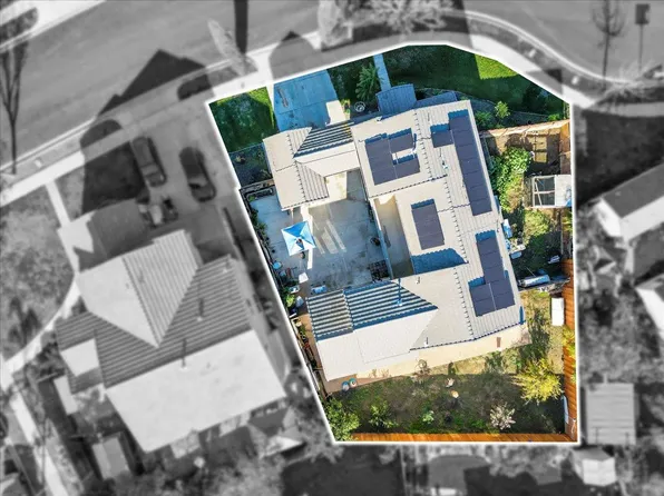 1314 Sutter Creek Ct, Patterson, CA 95363