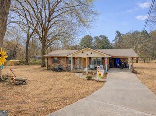 538 Valleyview Dr, Winder, GA 30680