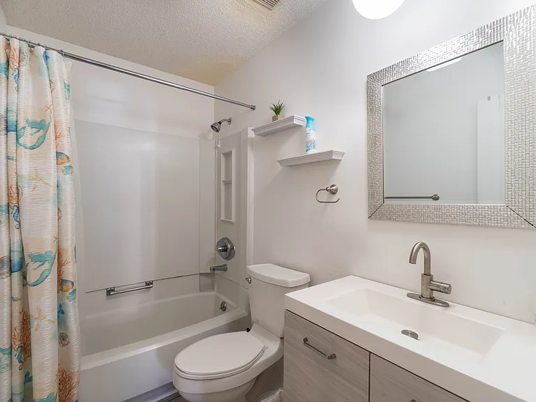 2201 Scenic Highway K #2 — Photo 18