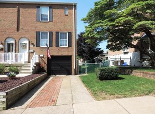 222 Nauldo Rd, Philadelphia, PA 19154