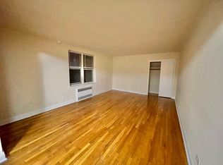 87-50 Kingston Pl #5J, Jamaica, NY 11432