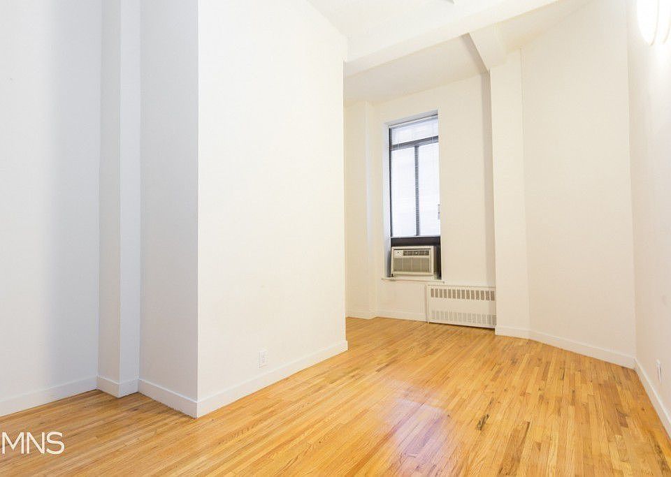 1st image of 31 E 31st St #A6c