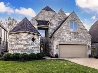 33741 Via San Angelo Dr, Avon, OH 44011