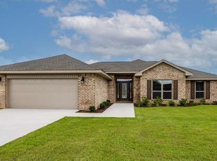 6196 Pineapple Dr, Milton, FL 32570